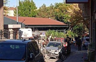 Esnaflar arasında çıkan kavgada bir kişi darp...