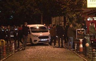 Fatih’te iki grup arasında silahlı kavga: 2 yaralı