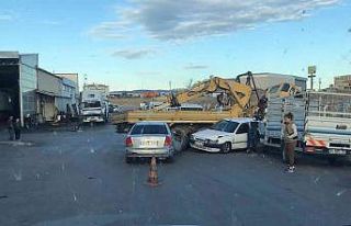 Freni boşalan vinç dehşet saçtı