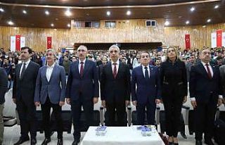 FÜ’de ‘Bilişim Teknolojileri’ kongresi düzenlendi