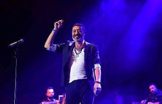 Hakan Altun: "Cumhuriyetin 100. yılında gel...