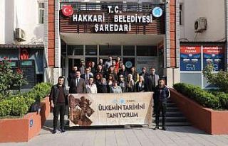 Hakkari’de 30 genç İstanbul’a uğurlandı