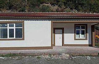 Harabeye dönen köy okulu köy konağına dönüştürüldü