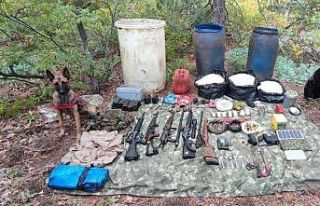 Hatay’da PKK’ya ait 4 depoda çok sayıda mühimmat...