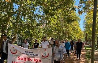 ‘Her gün 10 bin adım’ hedefiyle yürüdüler