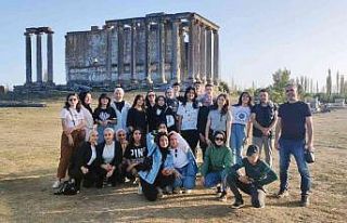 Hisarcık 15 Temmuz Şehitleri Anadolu Lisesinin kültür...