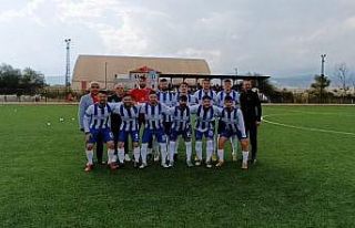 Hisarcık Belediyespor yeni sezonu kurban keserek...