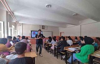 Hizan’da Siberay projesi öğrencilere anlatıldı