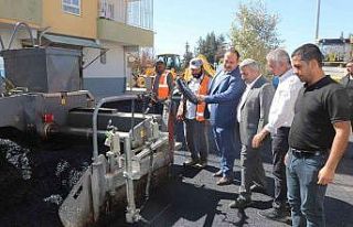 Hürriyet Mahallesinde asfalt çalışmaları başladı
