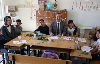 İl Milli Eğitim Müdür Yücel, köy okullarını...