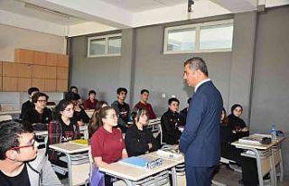 İl Milli Eğitim Müdürü Ekici öğrencilerle buluştu