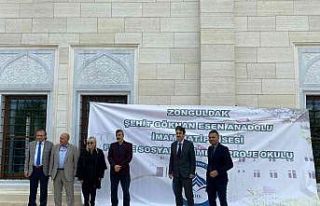 İmam Hatip Lisesi öğrencilerinden anlamlı hareket