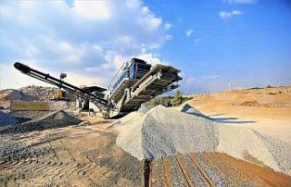 İnşaat atıkları asfalt malzemesine dönüşüyor