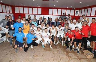 İş adamı Eşin, Nazilli’yi yalnız bırakadı