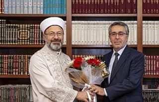 İSAM’da görev değişimi