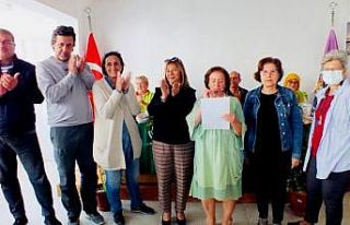 İzmir Yerel Tohum Derneğinde Selma Ay güven tazeledi