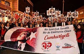 İzmir’de 29 Ekim coşkusu