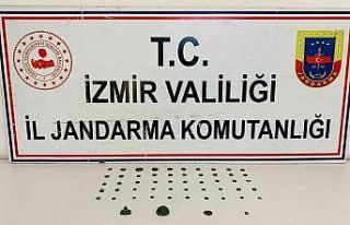 İzmir’de 54 adet tarihi eser ele geçirildi