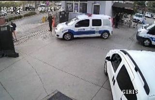 İzmir’de aranan şüphelilere şafak operasyonu:...