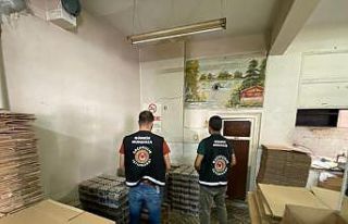 İzmir’de binlerce şişe sahte alkol ele geçirildi