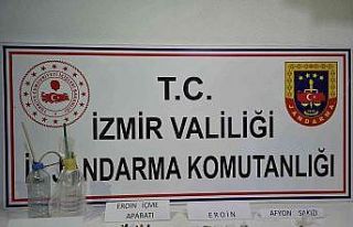 İzmir’in farklı ilçelerinde 26 zehir taciri kıskıvrak...