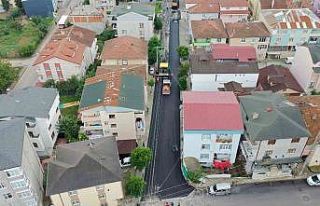 İzmit Belediyesi’nden 3 caddeye bin 200 ton asfalt