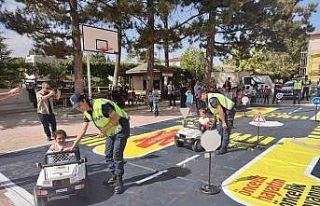 Jandarma, çocuklarla bir araya geldi