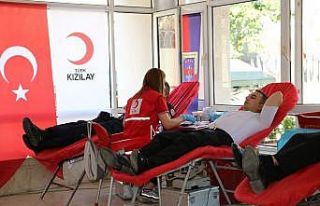 Jandarmadan kan bağışı