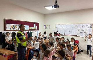 Jandarmadan öğrencilere ’trafik güvenliği’...