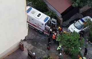 Kadıköy’de inşaatta toprak kayması: Bir işçi...