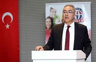 Kadın liderler akademisi eğitimi başladı