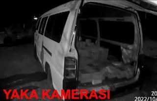 Kaldırım taşlarını çalan şüpheliler suçüstü...