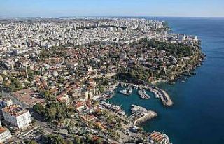 Kaleiçi hikayelerini anlatıyor