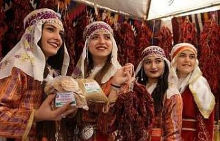 Kale’nin yöresel ürünleri görücüye çıktı