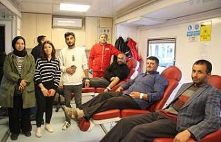 Kan bağışına yoğun ilgi