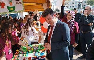 Karacoşkun, Mesleki Eğitim Fuarına katıldı