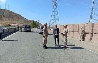 Kaymakam Daştan, üs bölgesinde