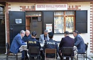 Kaymakam Sağlam, mahalle muhtarları ile bir araya...