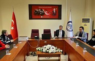 Kazakistan Konsolosluğundan ÇAKÜ’ye iş birliği...