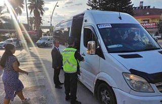 Kemer’de okul servisleri denetlendi