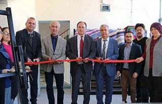 Kilimle örülen hayatlar