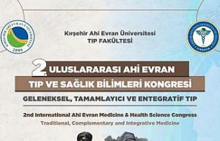 Kırşehir AEÜ, Sağlık Bilimleri Kongresine ev...