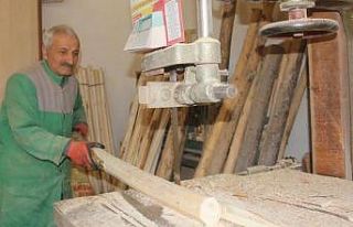 Kış öncesi kar kürekleri yapılmaya başlandı