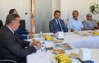 Koca: "Eğitim gönülden yapılan bir iştir"