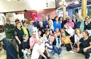 Köyceğiz’de lise arkadaşları yıllar sonra buluştu