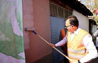 ’Köyümü Seviyorum Sokağımı Boyuyorum’ projesi...