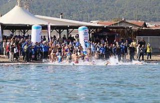 Kulaçlar cumhuriyetin 100. yılı için atıldı