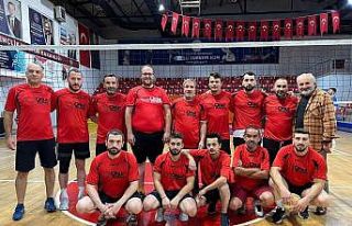 Kurumlar arası voleybol turnuvası başladı