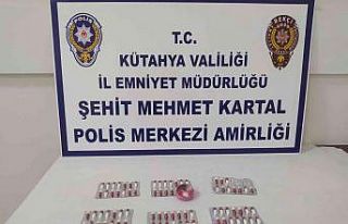 Kütahya’da Bekçiler iki kişinin üzerinde uyuşturucu...