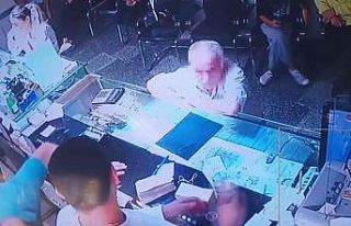 Kuyumcu fazla verdiği paranın iadesini istiyor